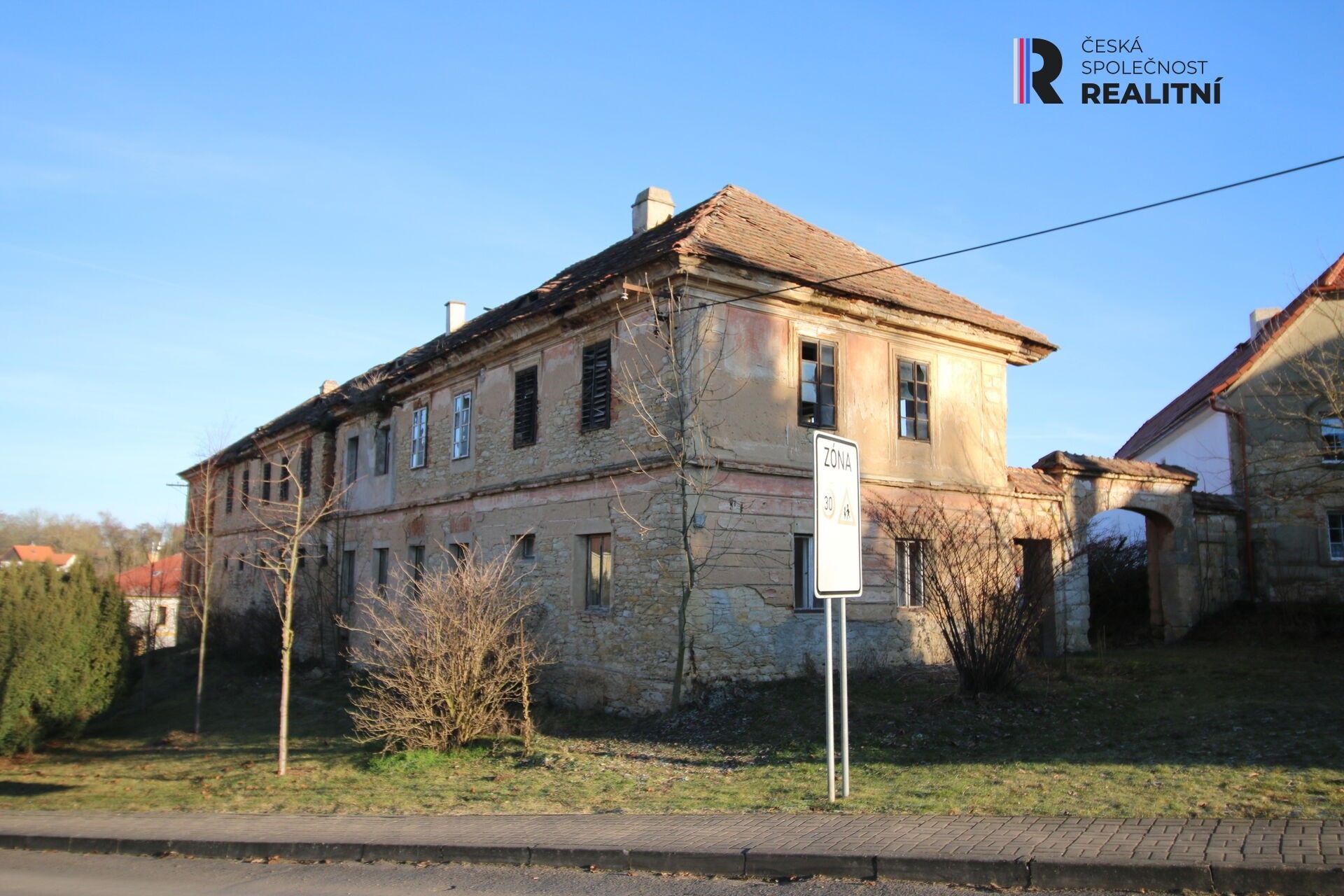 Prodej nemovitosti 618 m² - foto 2