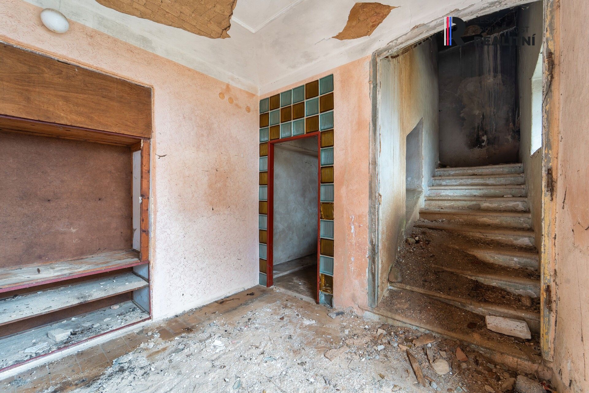 Prodej nemovitosti 618 m² - foto 12