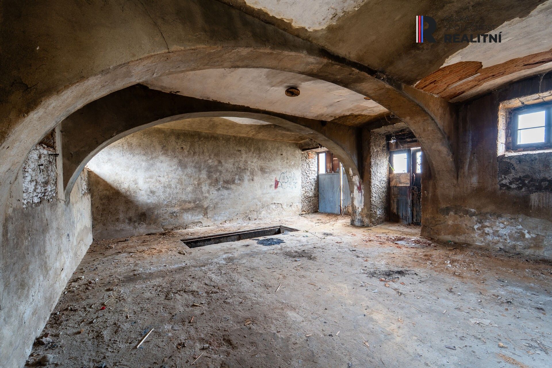 Prodej nemovitosti 618 m² - foto 17