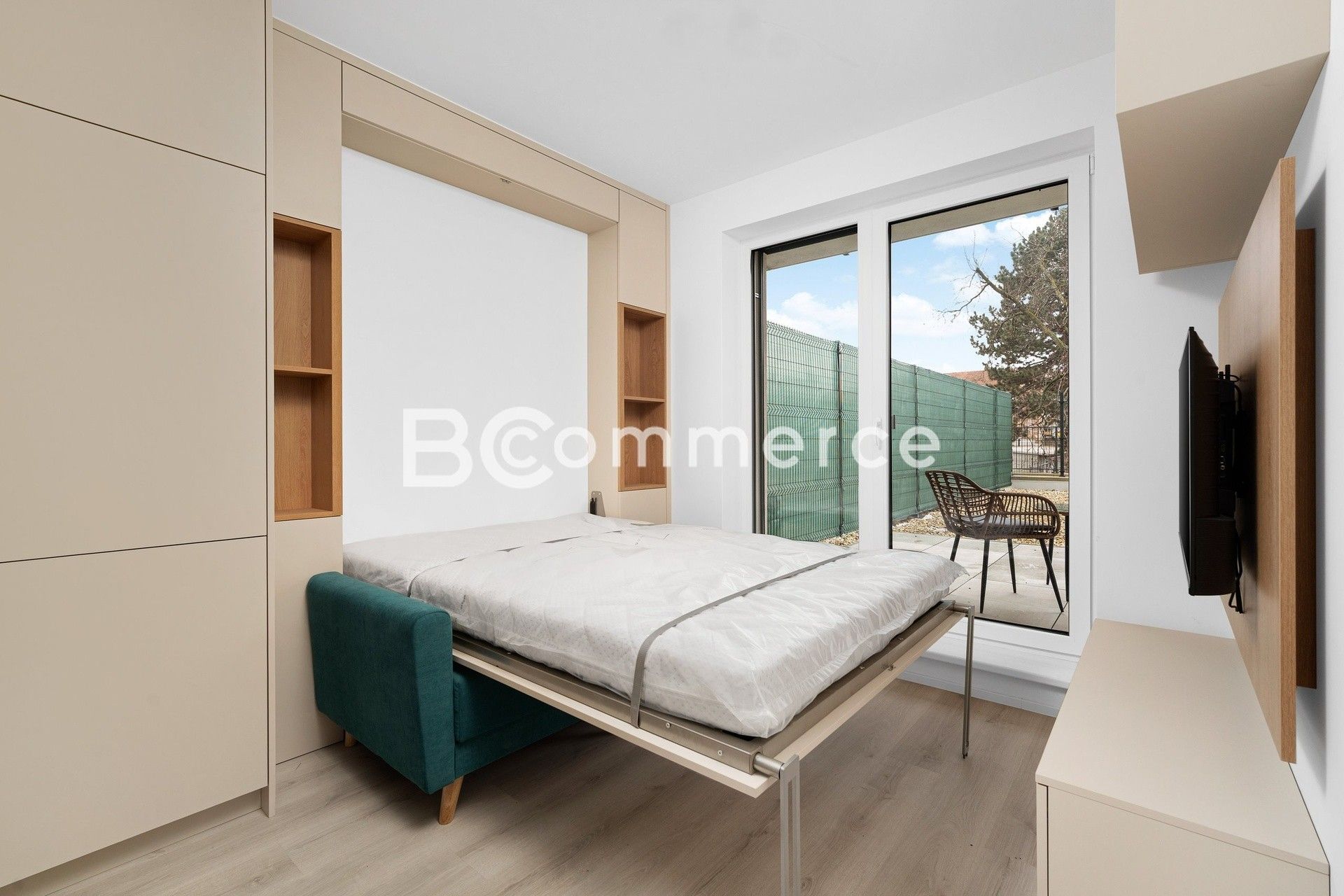 Pronájem bytu 1+kk 27 m² - foto 1