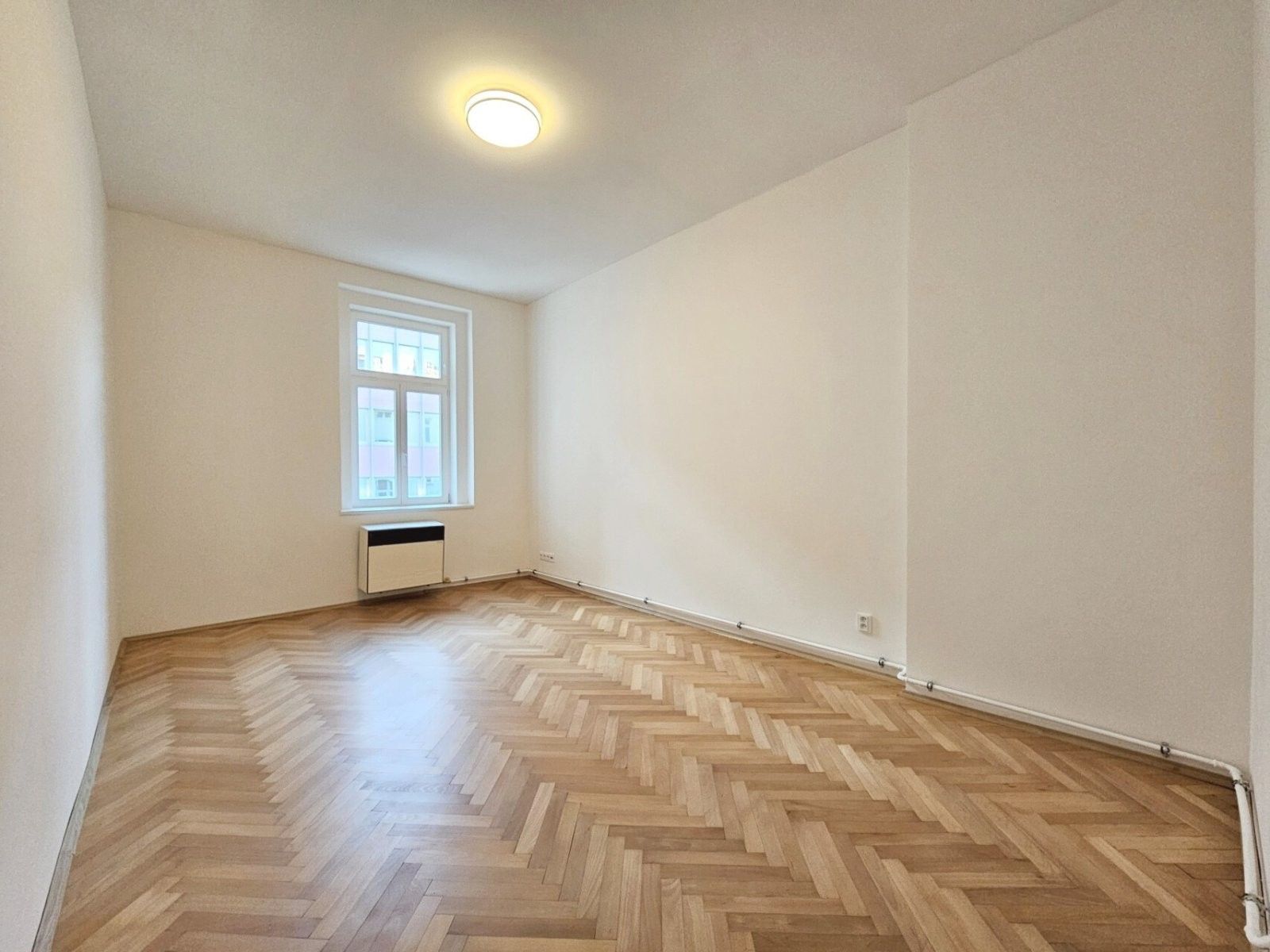 Pronájem bytu 3+1 86 m² - foto 7