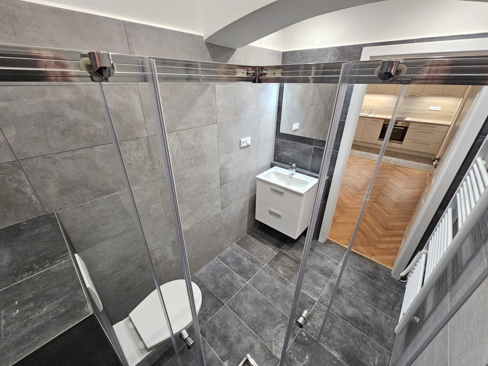 Pronájem bytu 3+1 86 m² - foto 11