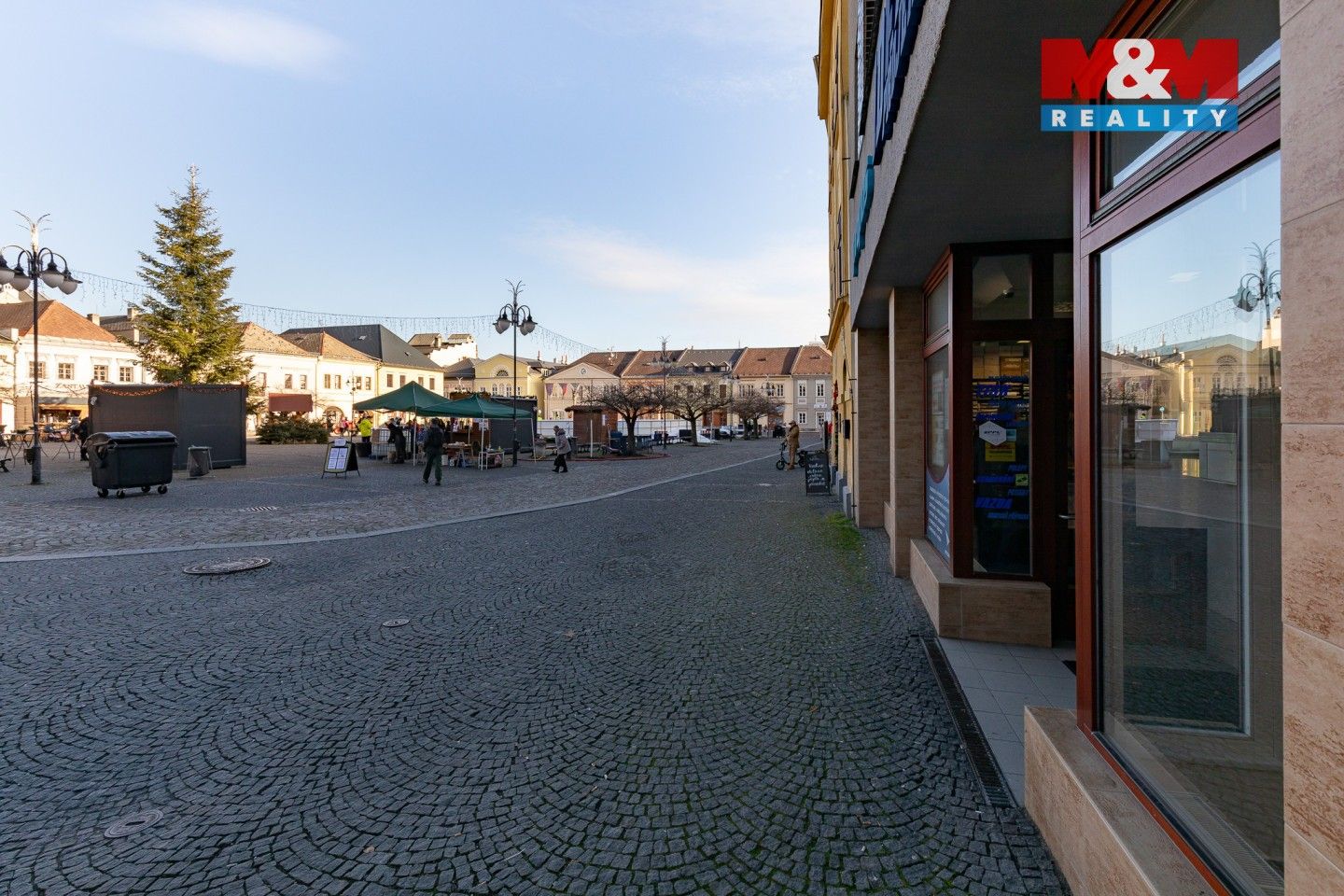 Prodej komerčního prostoru 720 m² - foto 3