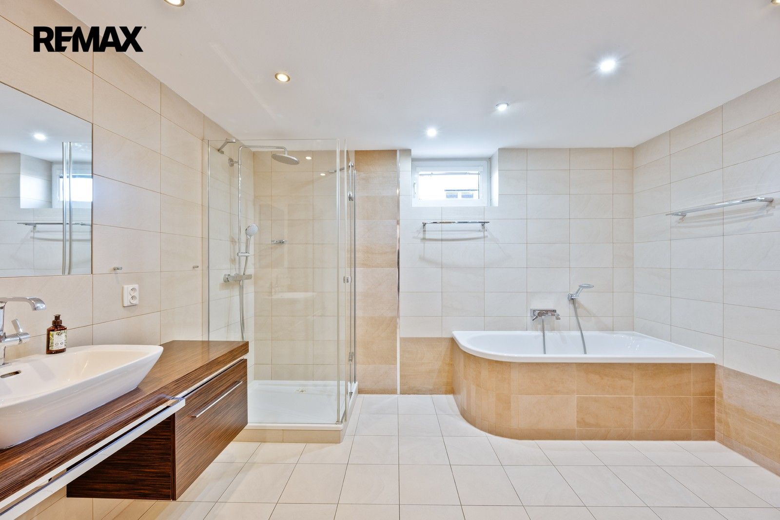 Prodej domu 251 m² - foto 12