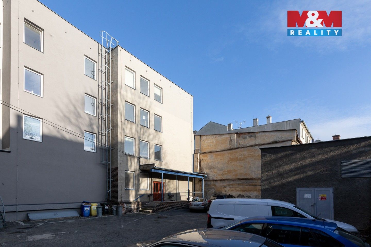 Prodej komerčního prostoru 720 m² - foto 24