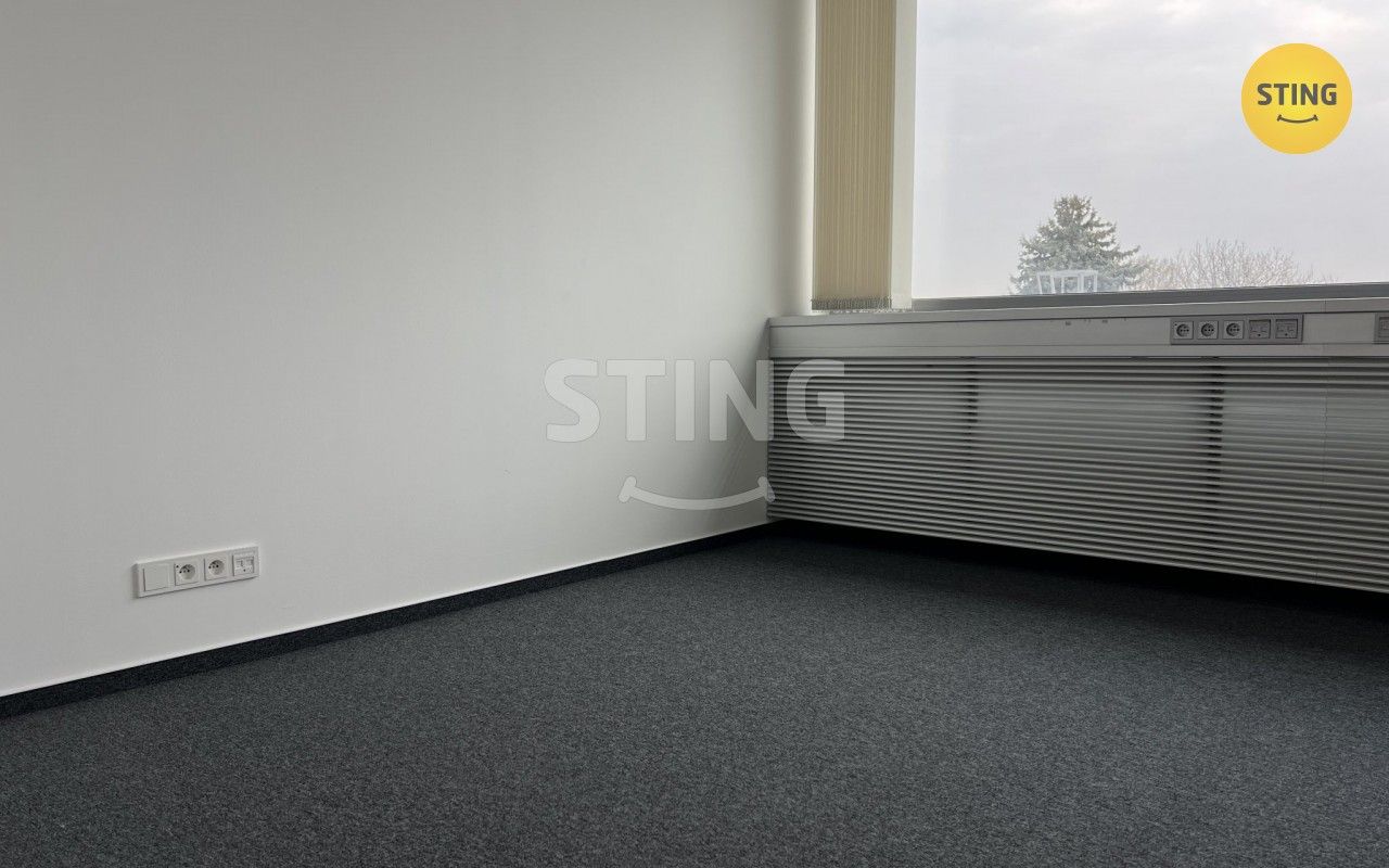 Pronájem komerčního prostoru 16 m² - foto 8