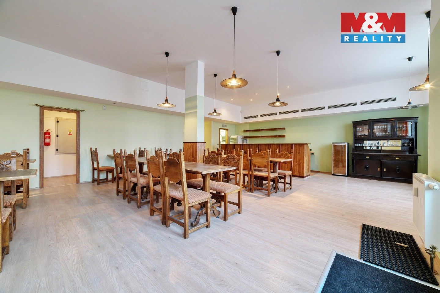 Prodej komerčního prostoru 147 m² - foto 12