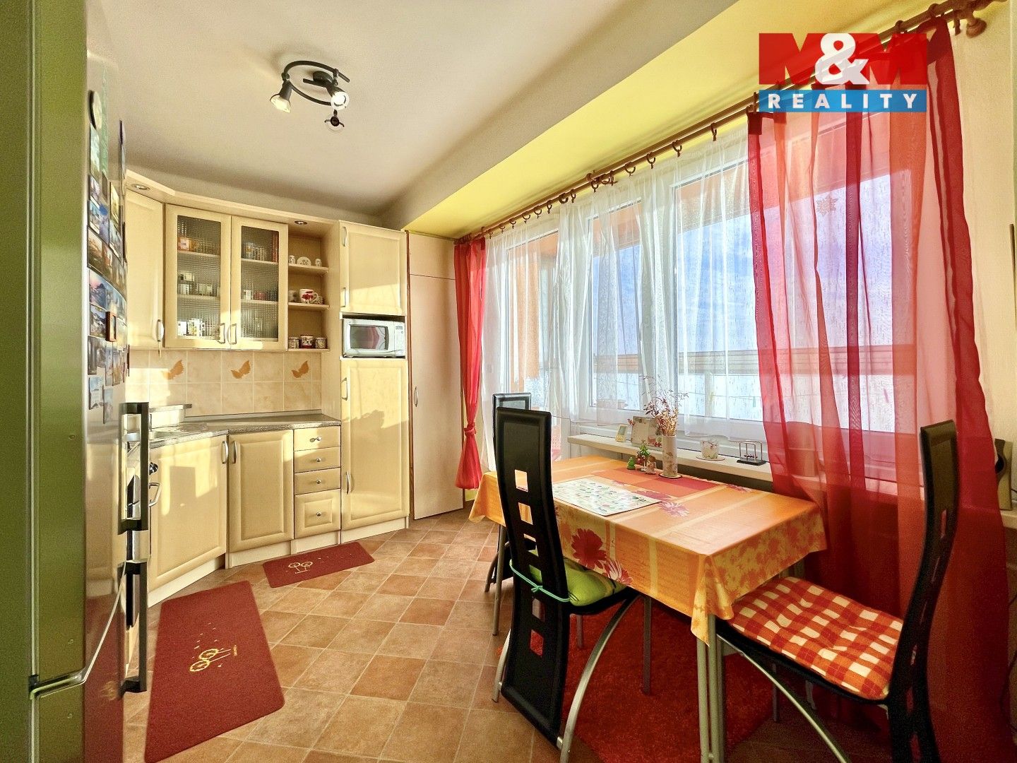 Prodej bytu 2+1 63 m² - foto 2