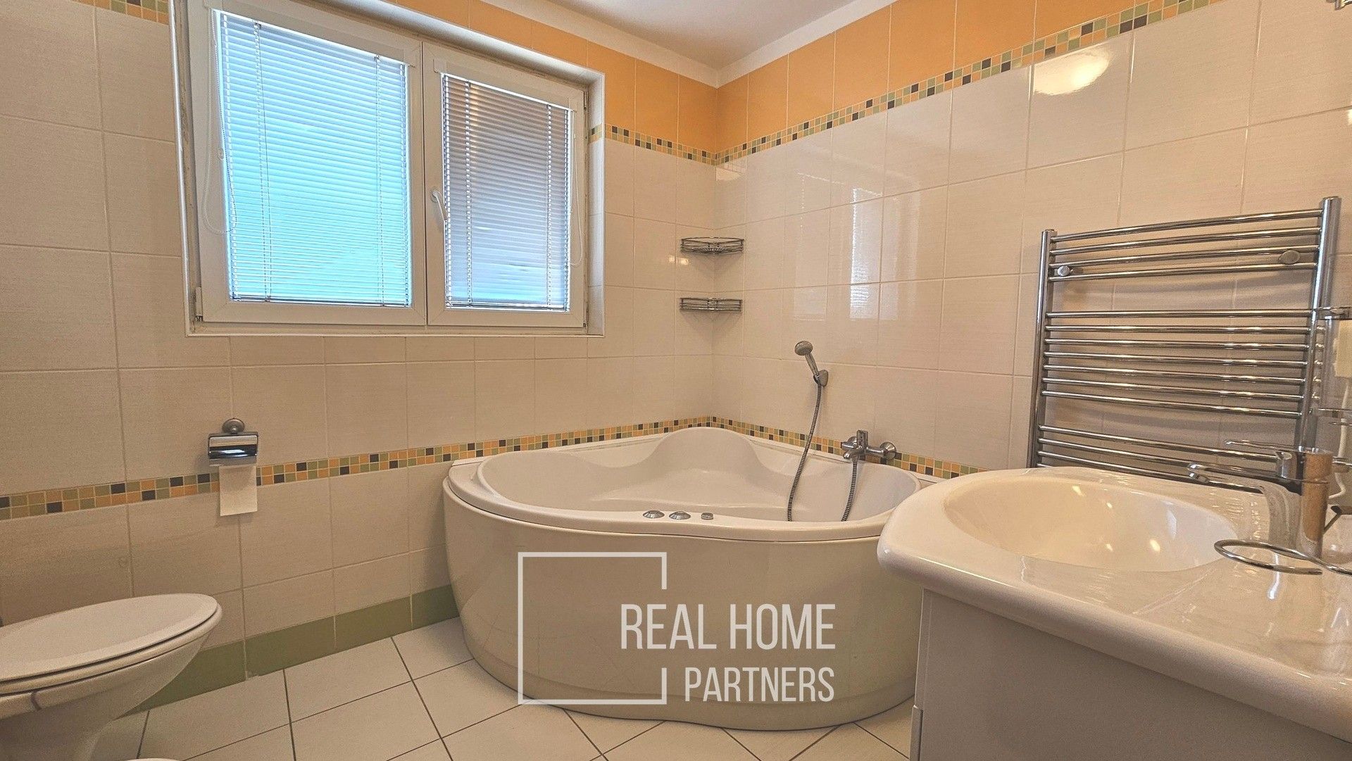 Prodej domu 240 m² - foto 12