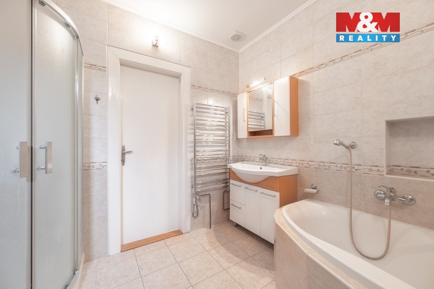 Prodej domu 300 m² - foto 5
