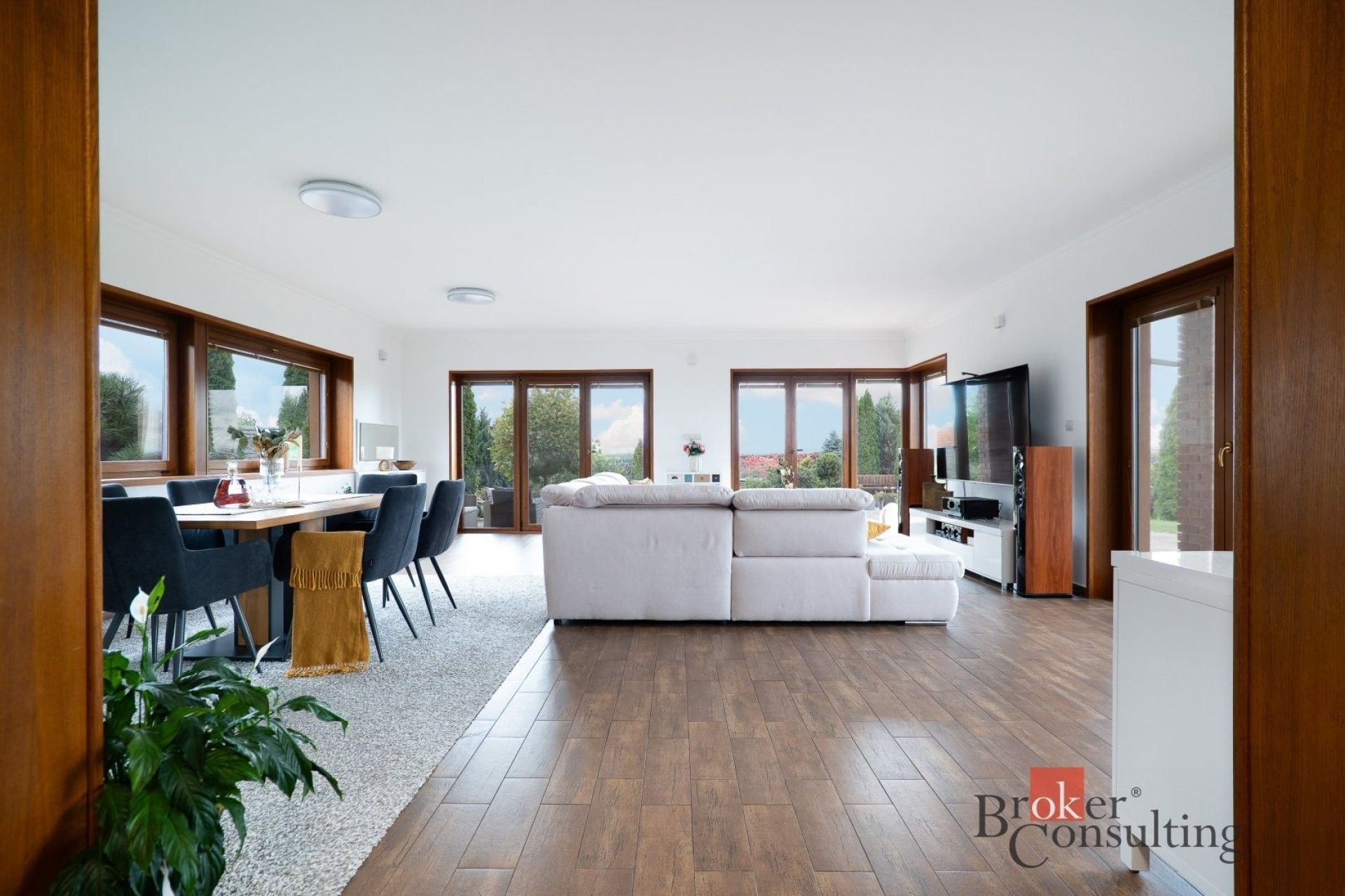 Prodej domu 288 m² - foto 4