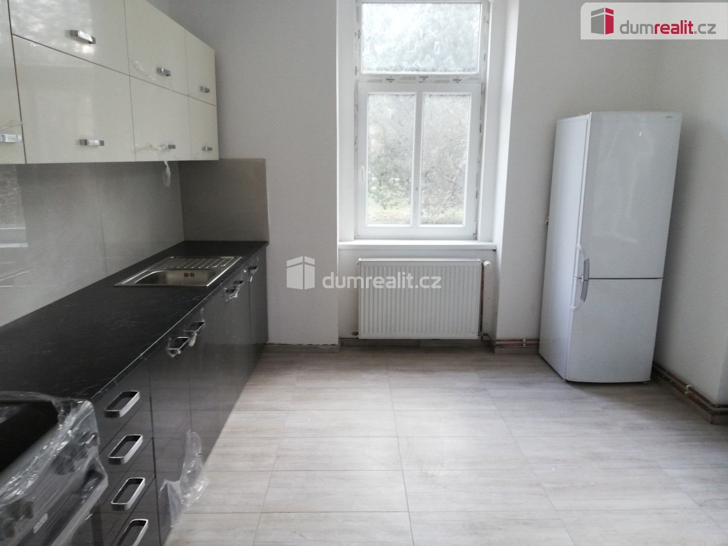 Pronájem bytu 2+1 80 m² - foto 2