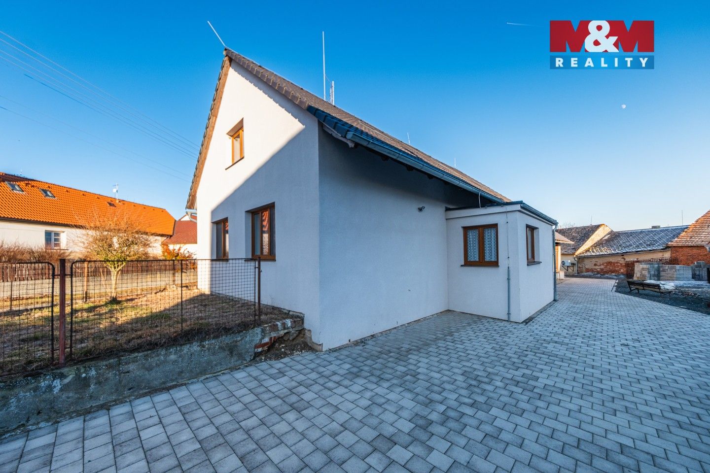 Prodej domu 225 m² - foto 1