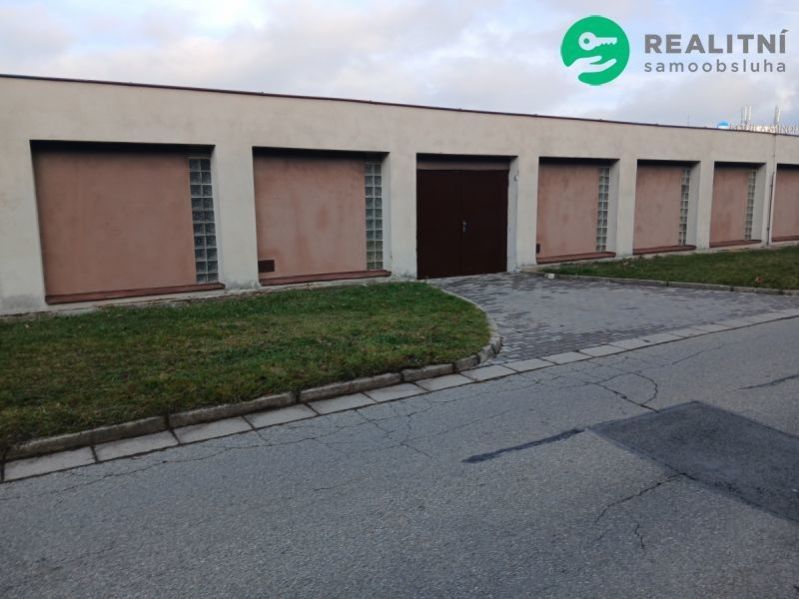 Prodej nemovitosti 18 m² - foto 1
