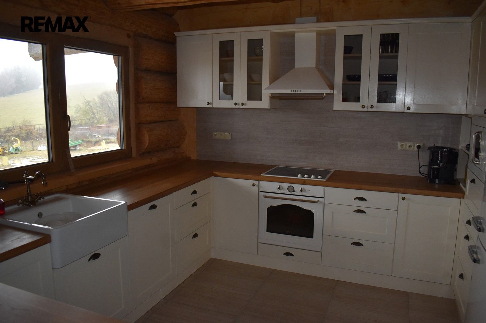 Prodej nemovitosti 172102 m² - foto 10
