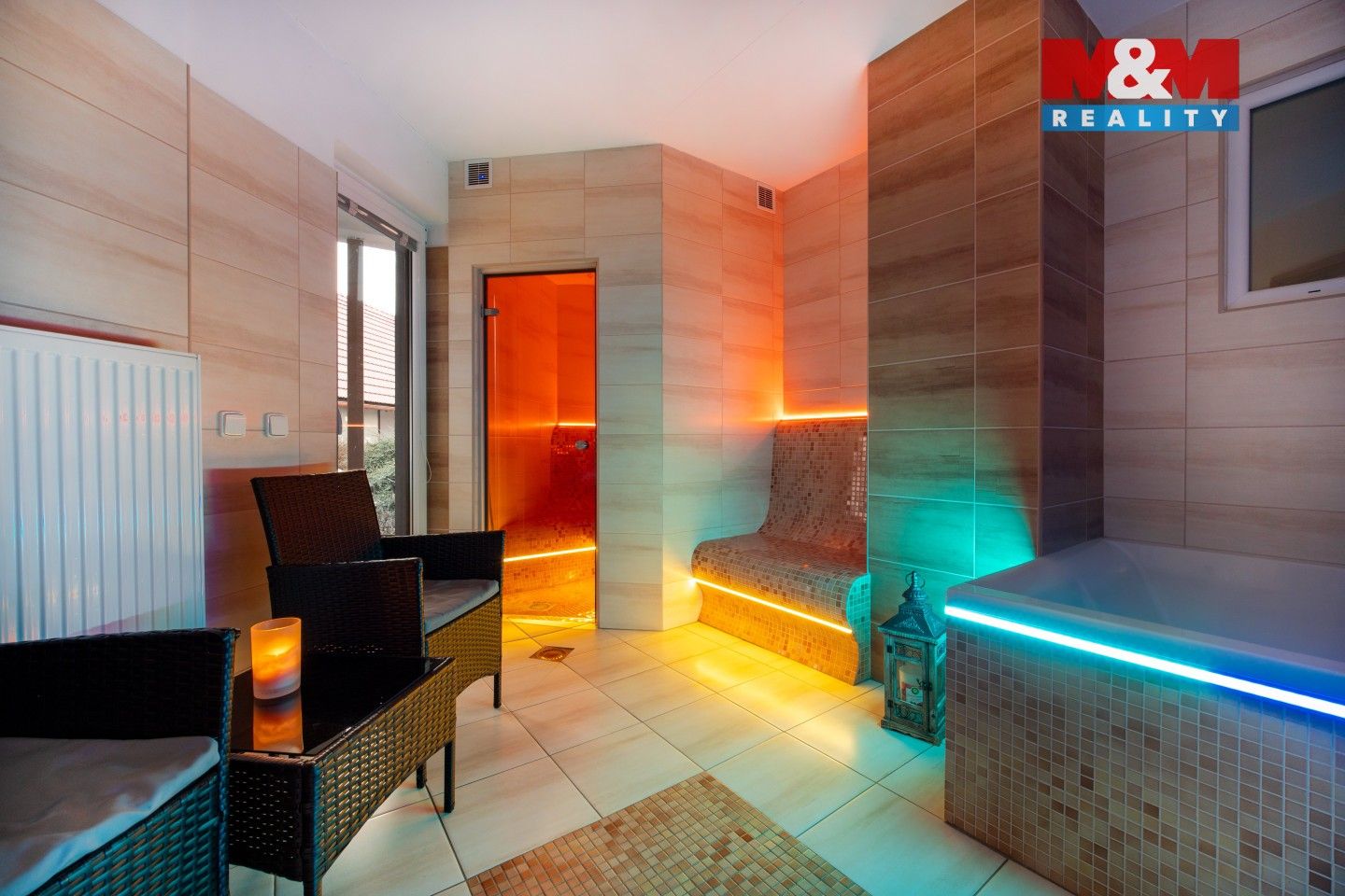 Prodej komerčního prostoru 1500 m² - foto 11