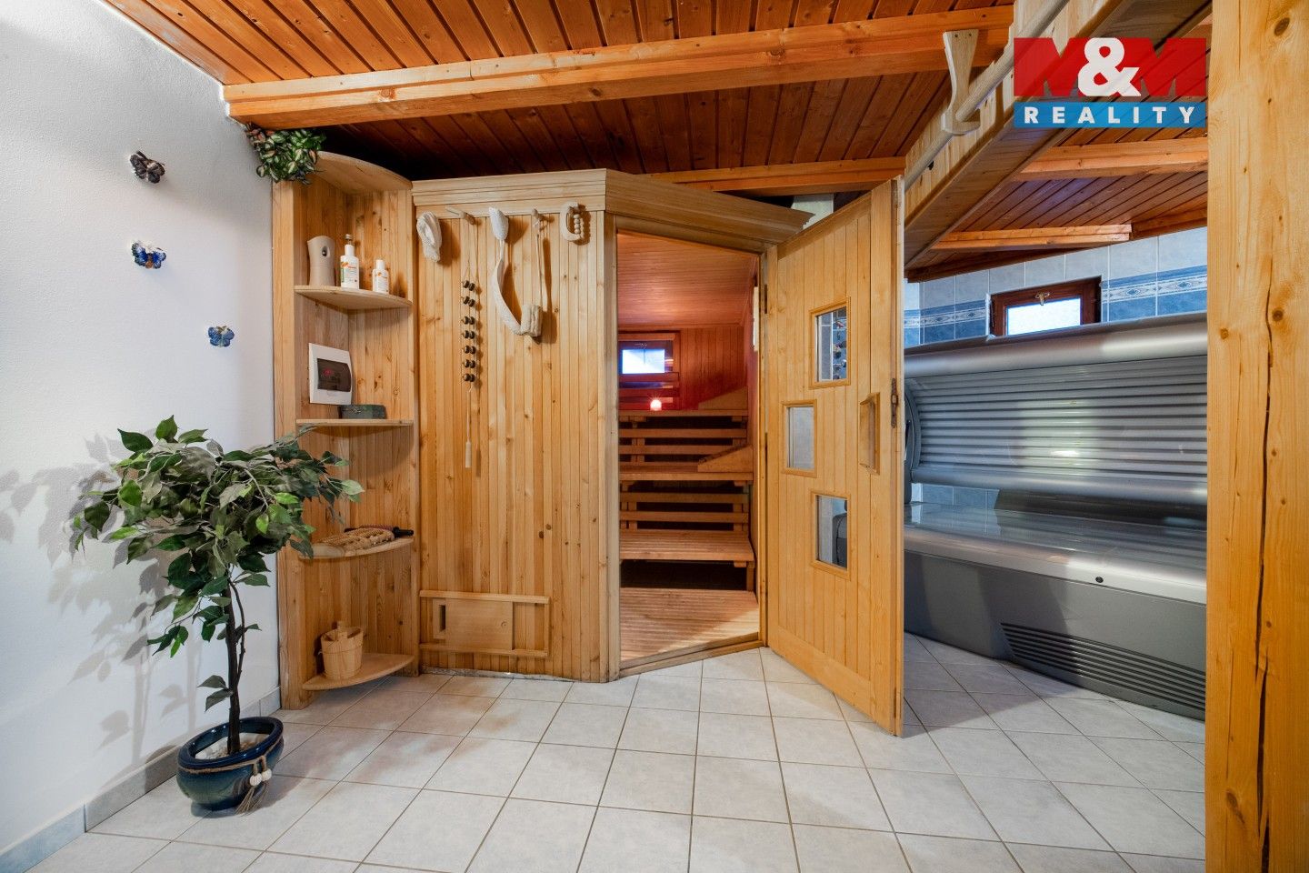 Prodej komerčního prostoru 1500 m² - foto 13