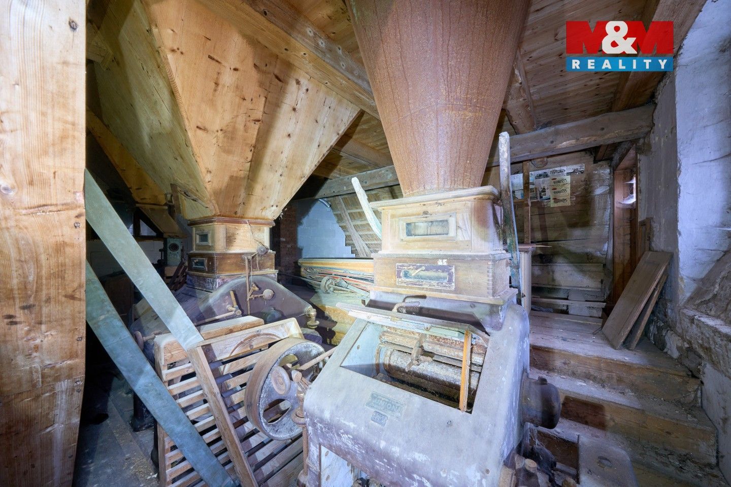 Prodej nemovitosti 268 m² - foto 4