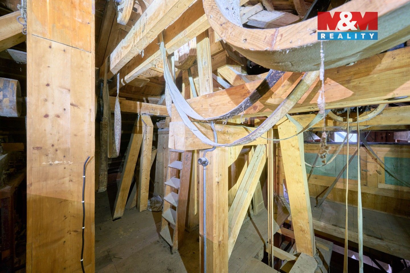 Prodej nemovitosti 268 m² - foto 5