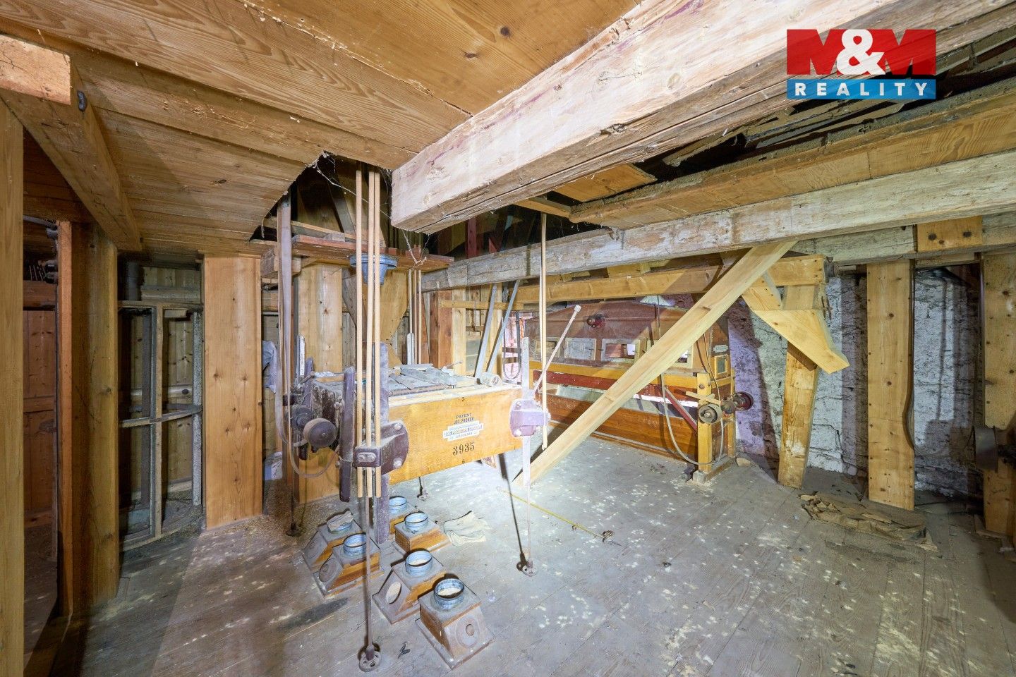 Prodej nemovitosti 268 m² - foto 7