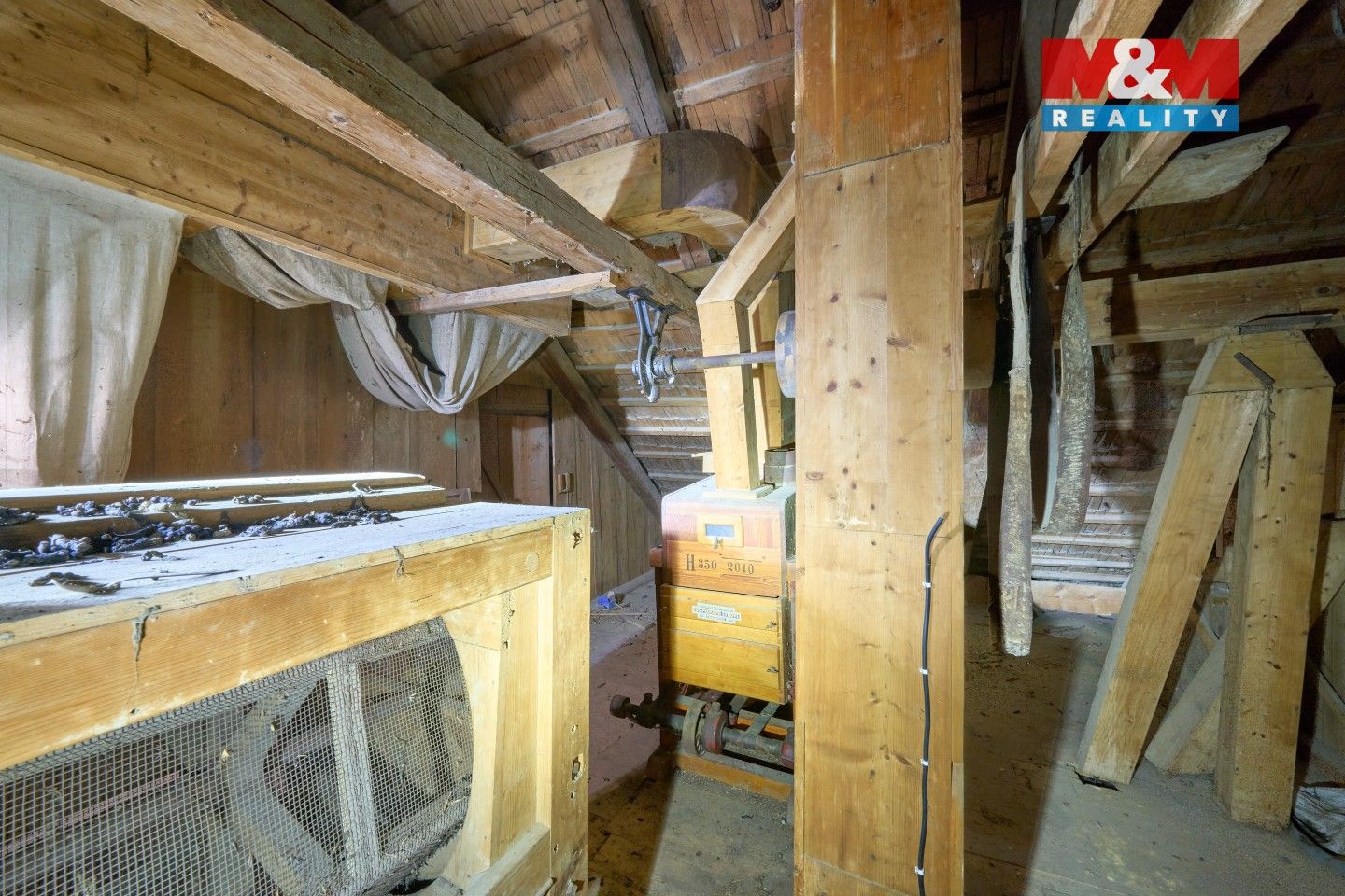 Prodej nemovitosti 268 m² - foto 6