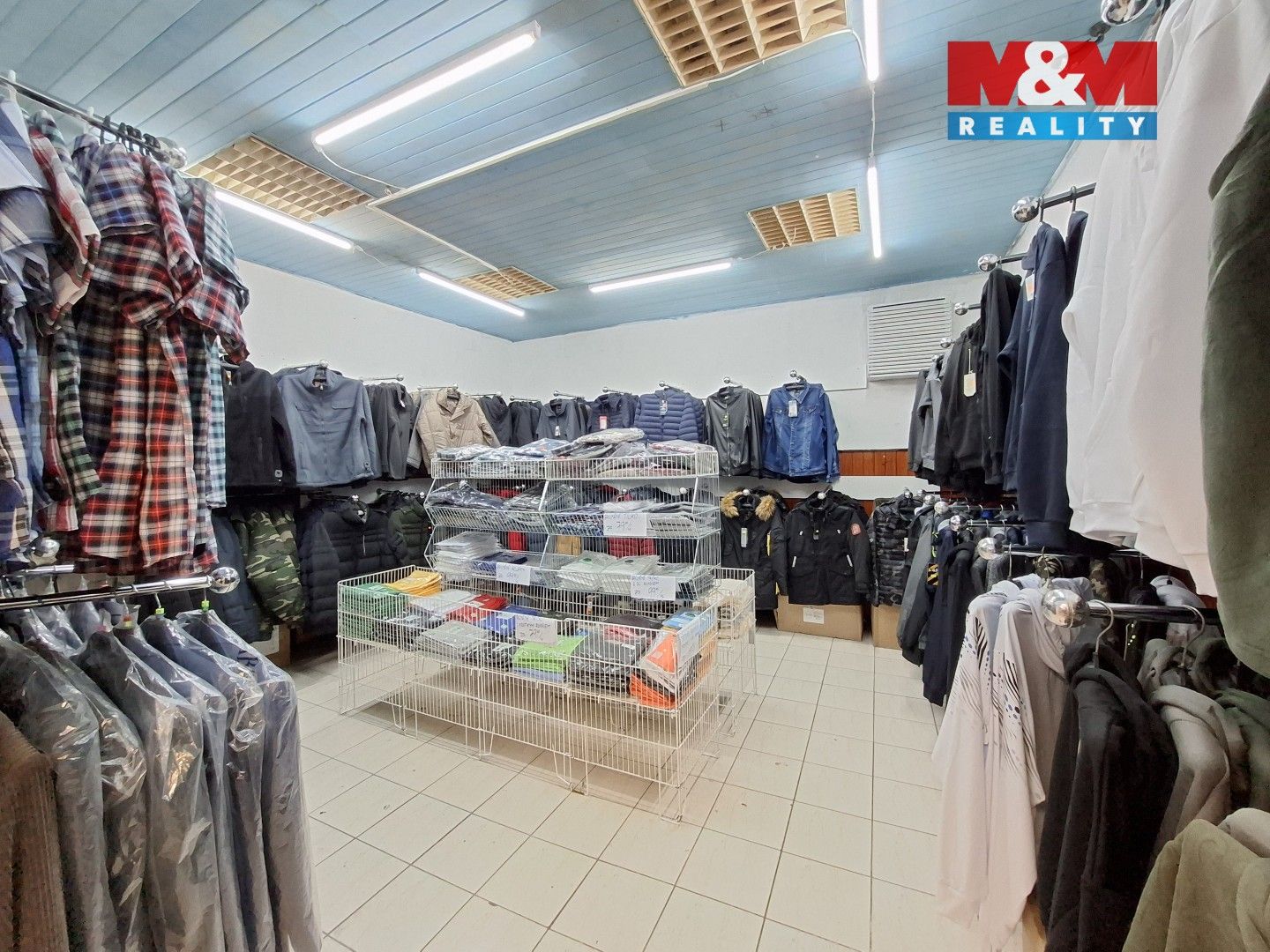 Pronájem komerčního prostoru 600 m² - foto 6
