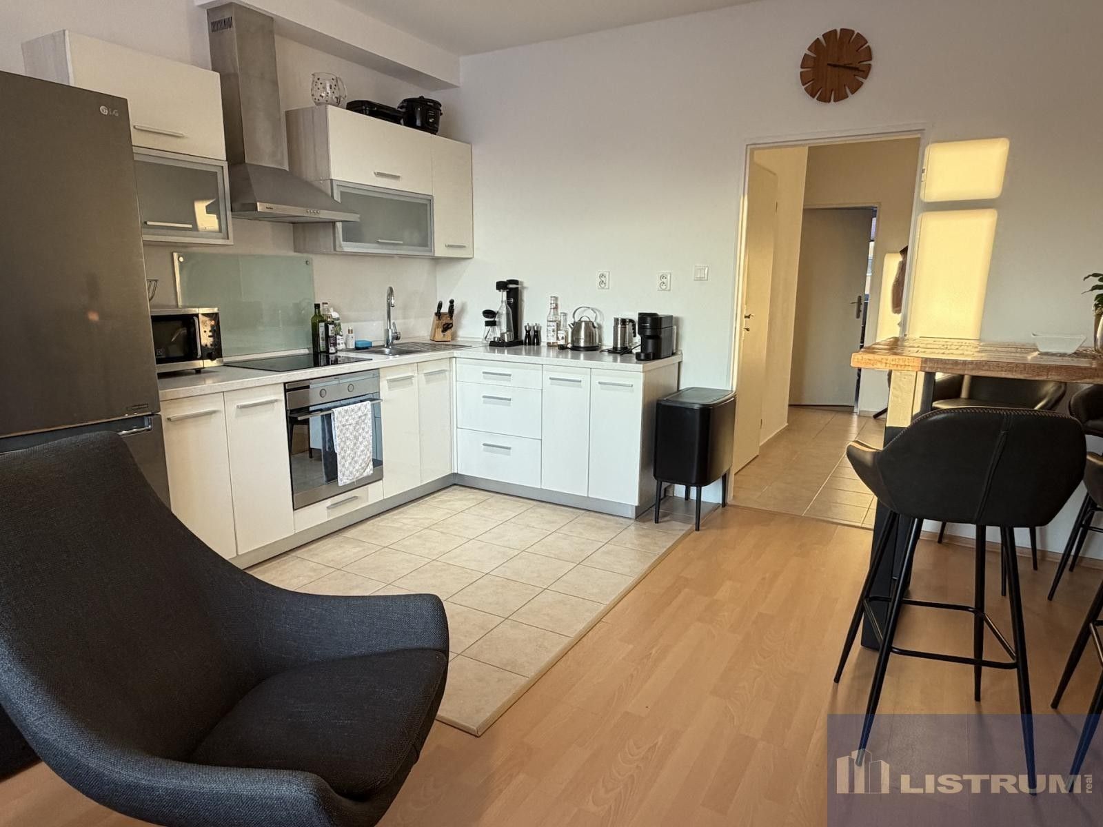 Prodej bytu 3+kk 87 m² - foto 2