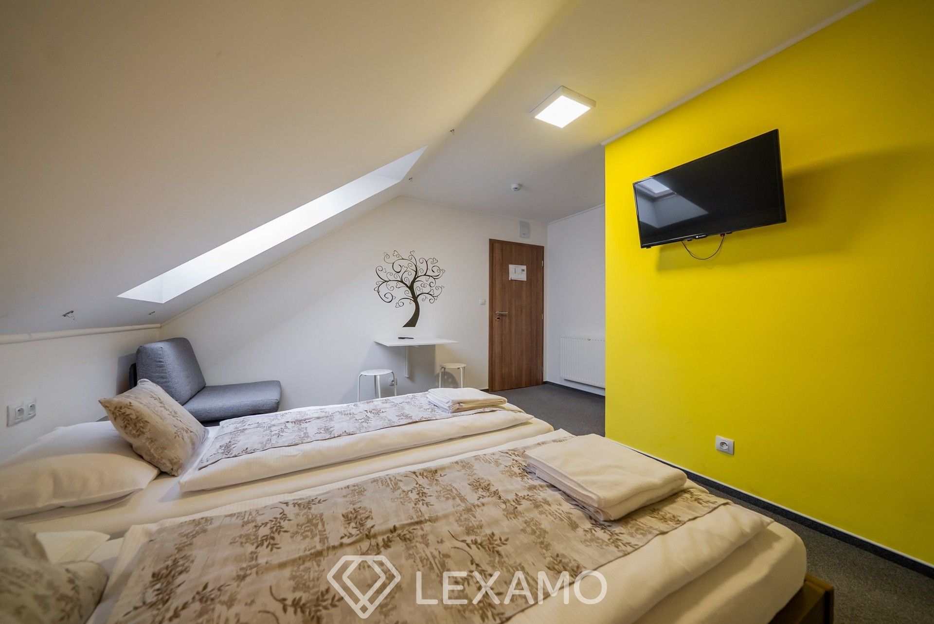 Prodej komerčního prostoru 247 m² - foto 18