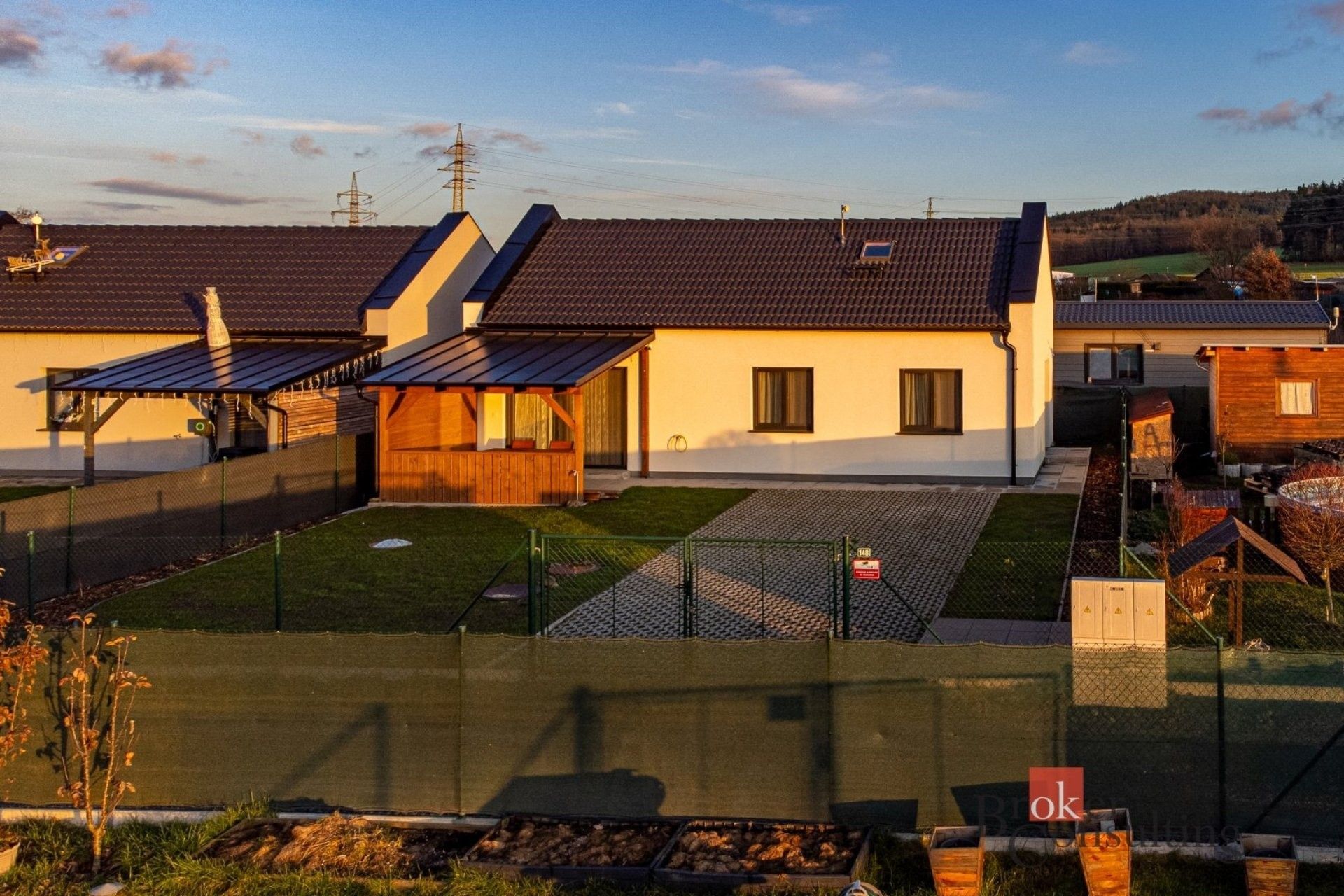 Prodej domu 65 m² - foto 1