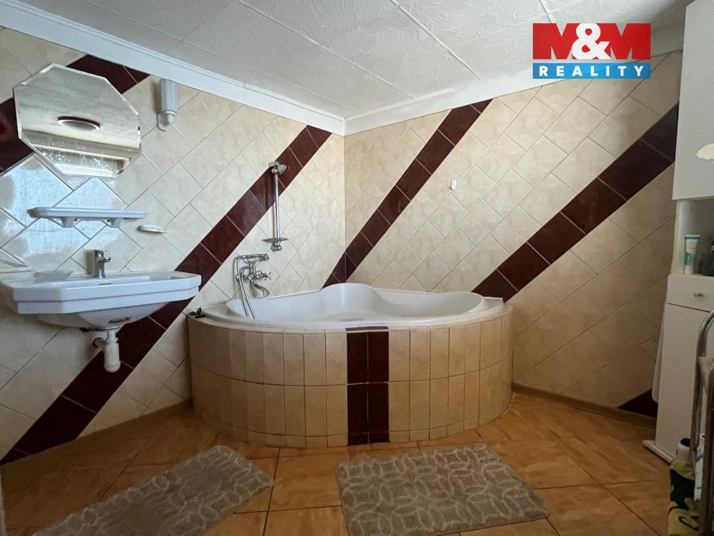 Prodej domu 250 m² - foto 3