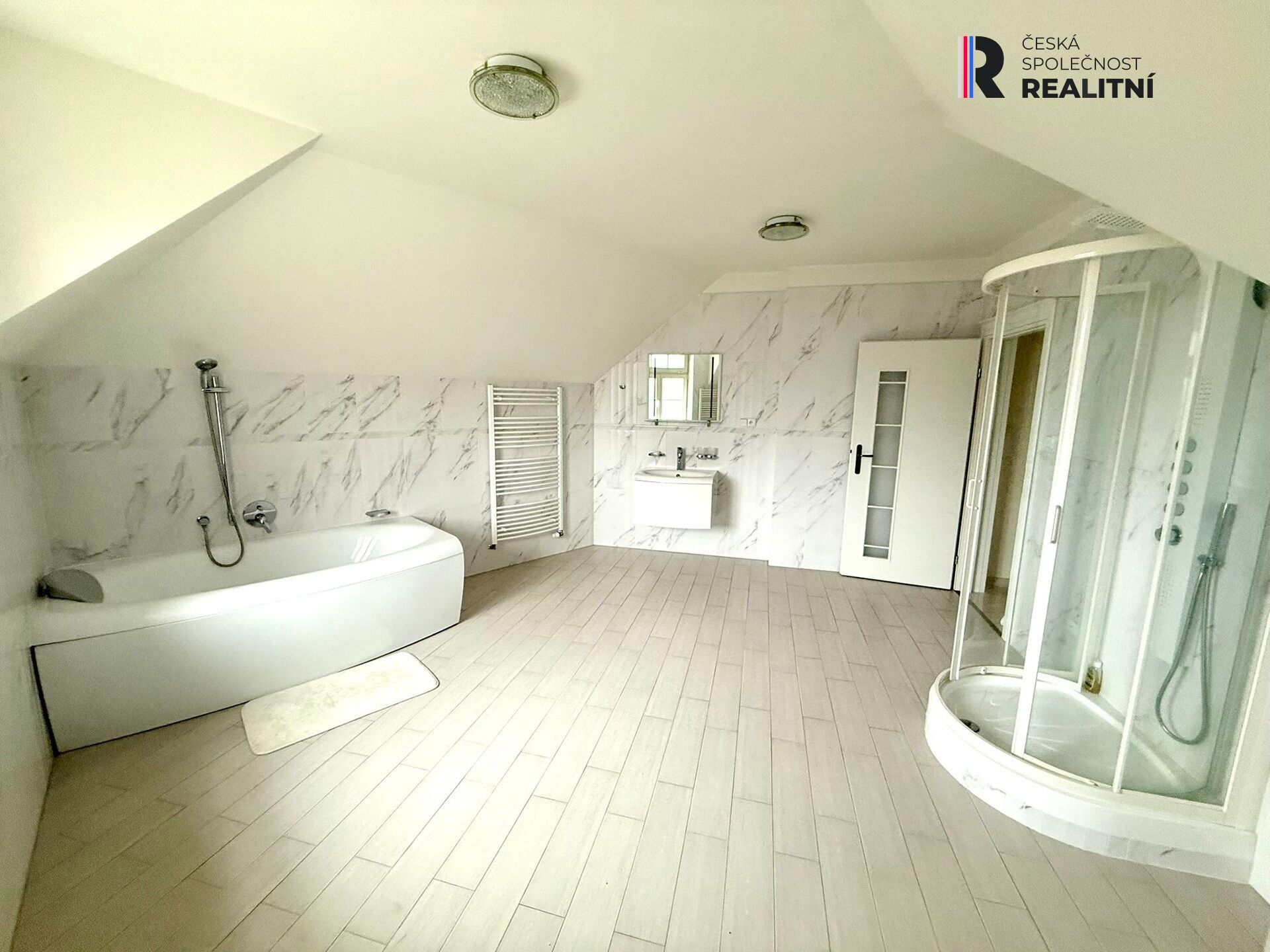 Prodej domu 500 m² - foto 12