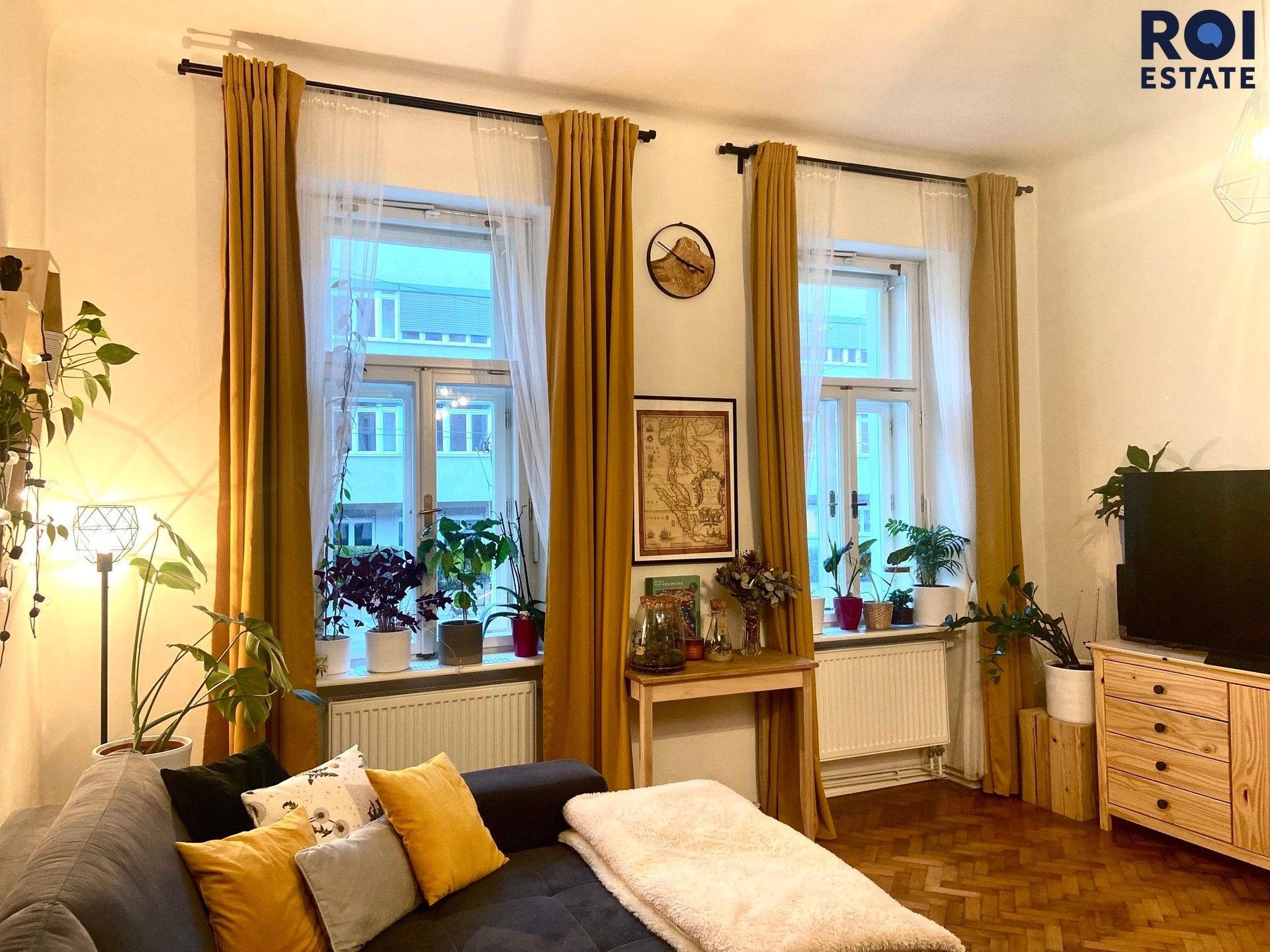 Pronájem bytu 2+1 67 m² - foto 1