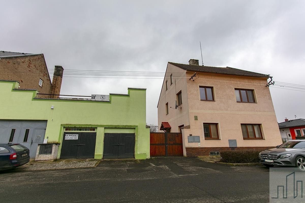 Prodej nemovitosti 250 m² - foto 3