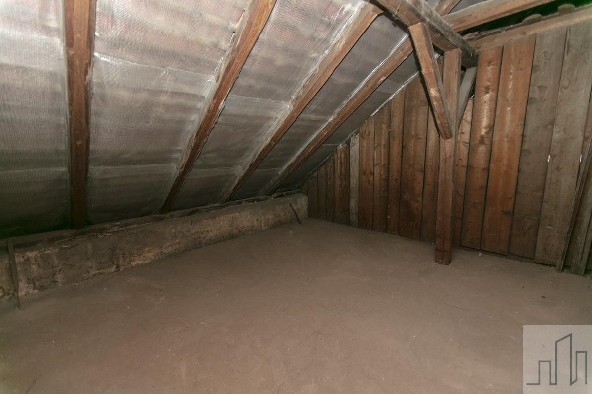 Prodej nemovitosti 250 m² - foto 23