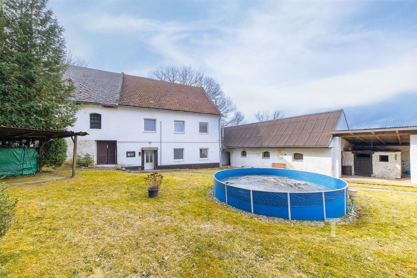 Prodej domu 658 m² - foto 1
