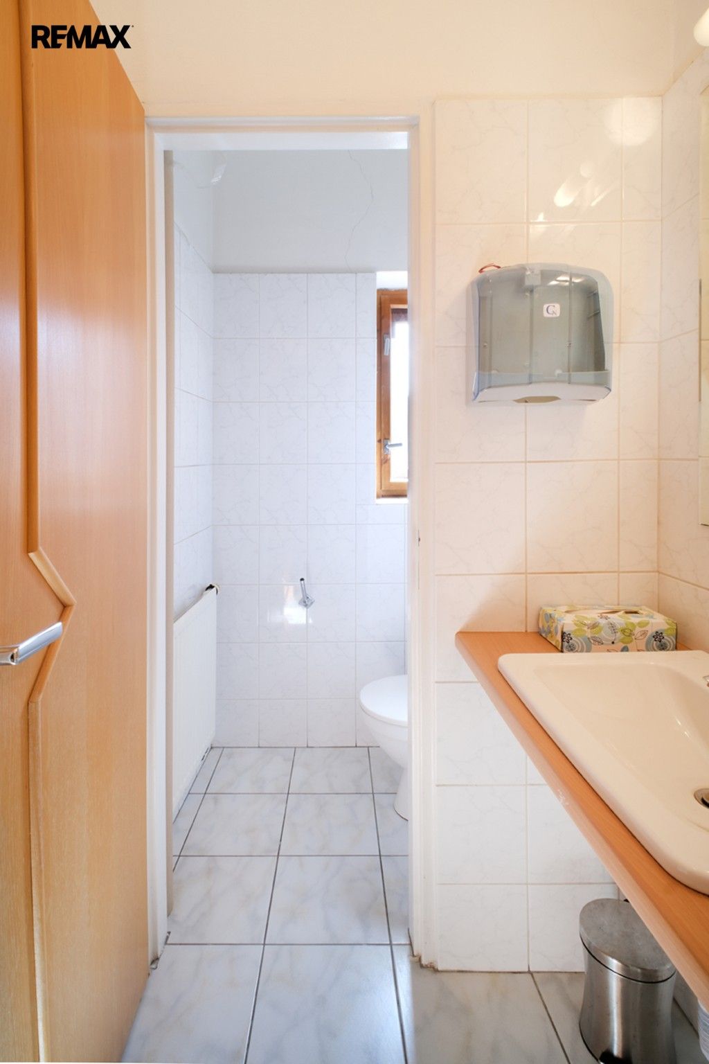 Pronájem komerčního prostoru 20 m² - foto 11