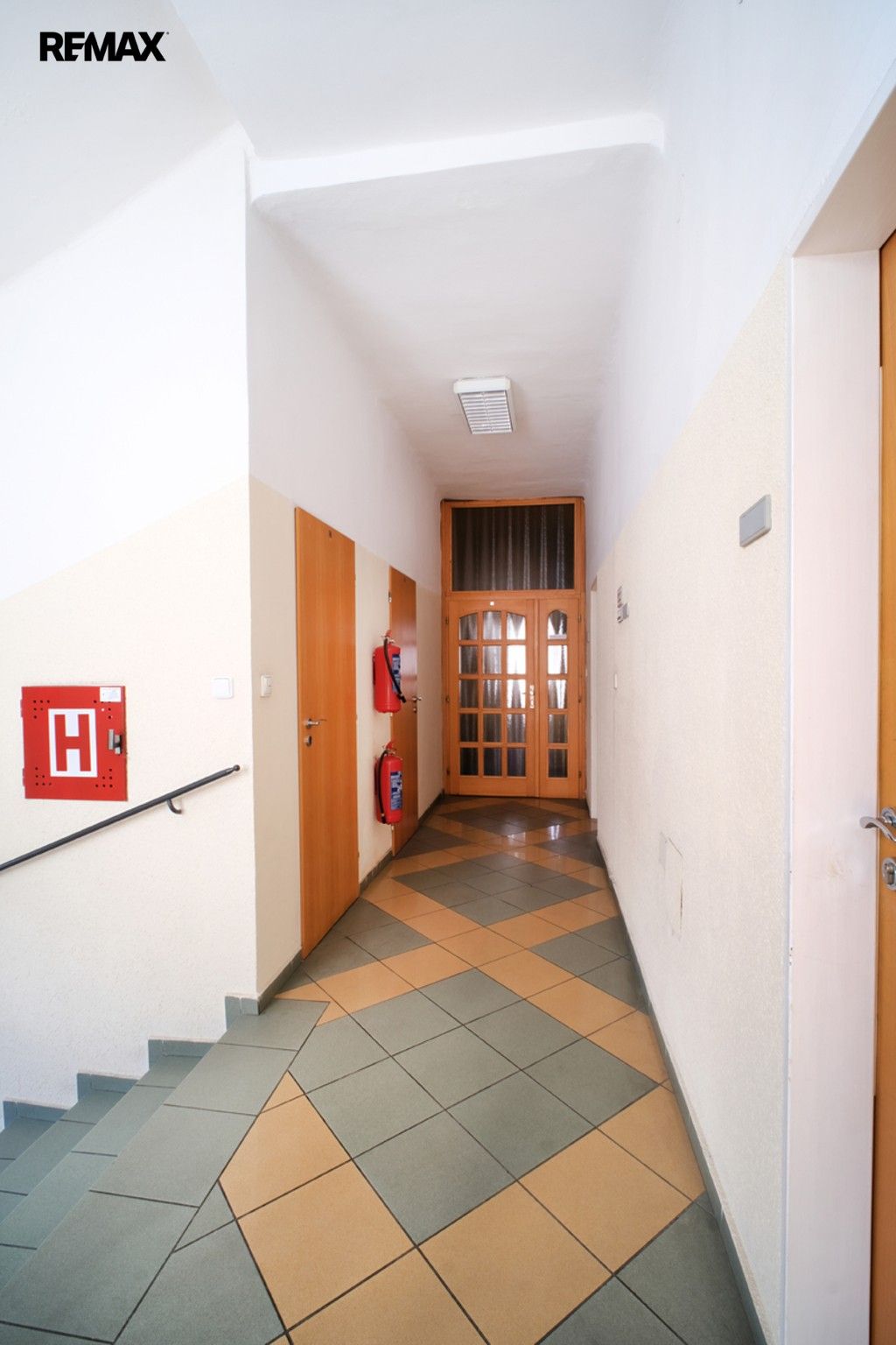 Pronájem komerčního prostoru 20 m² - foto 13