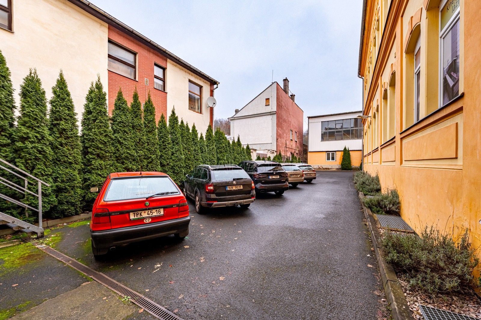 Prodej nemovitosti 1334 m² - foto 19
