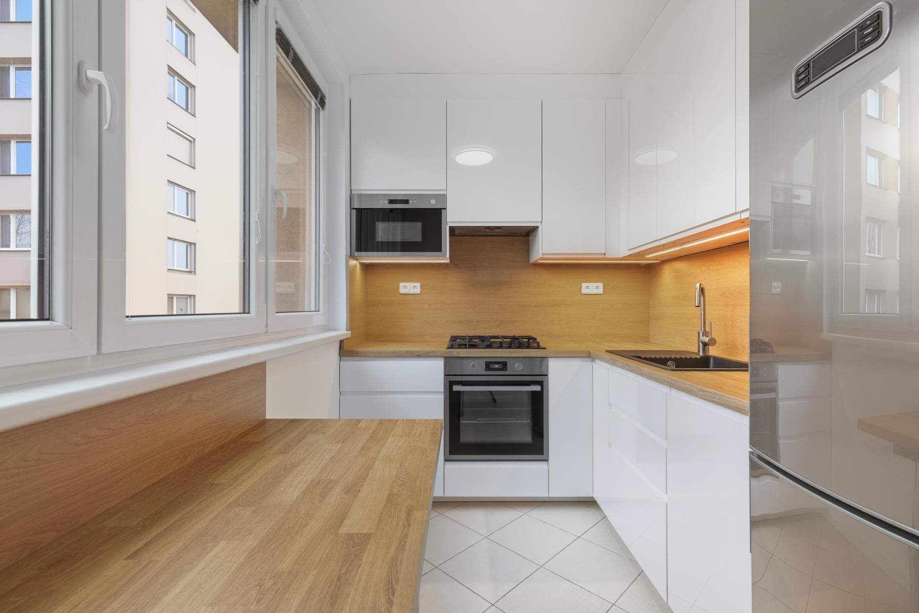 Prodej bytu 2+1 58 m² - foto 1