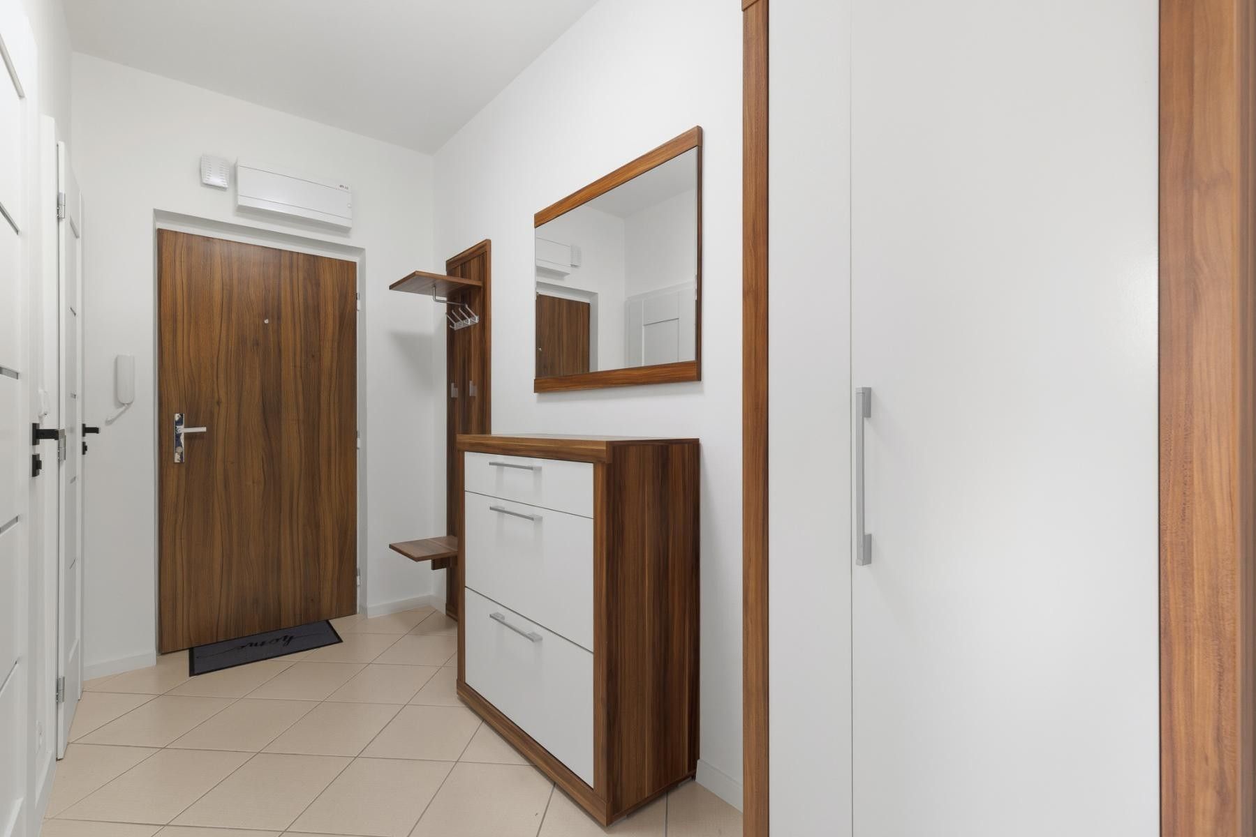 Prodej bytu 2+1 58 m² - foto 5