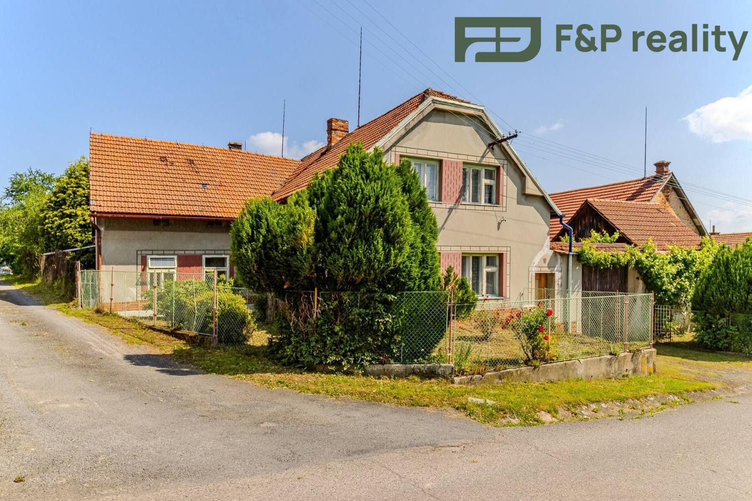 Prodej domu 300 m² - foto 1