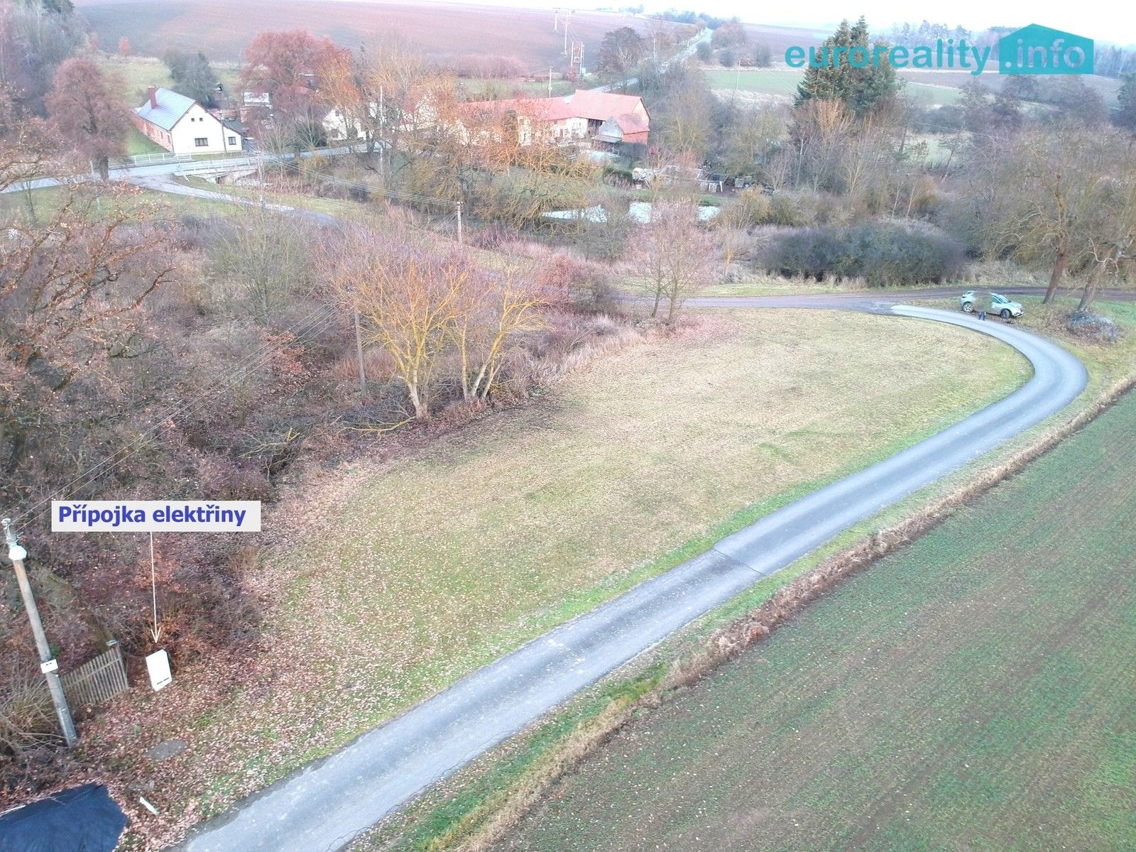 Prodej pozemku 2205 m² - foto 2