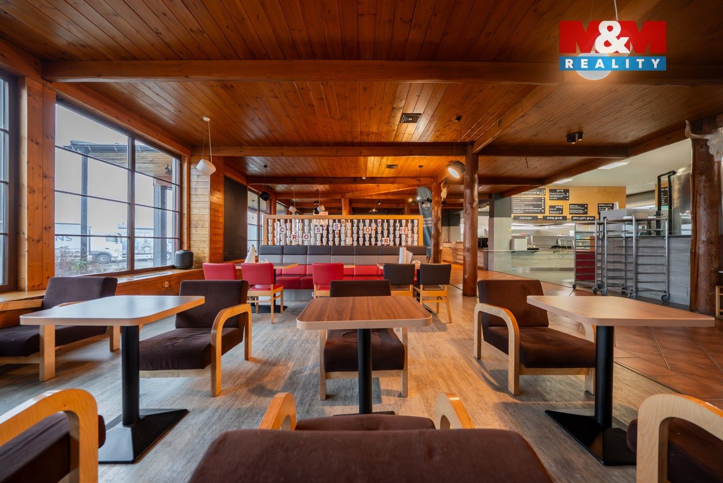 Pronájem komerčního prostoru 600 m² - foto 4