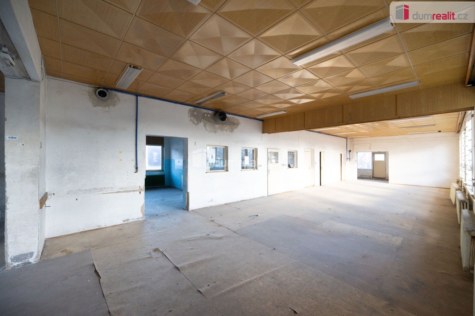 Pronájem komerčního prostoru 1650 m² - foto 15