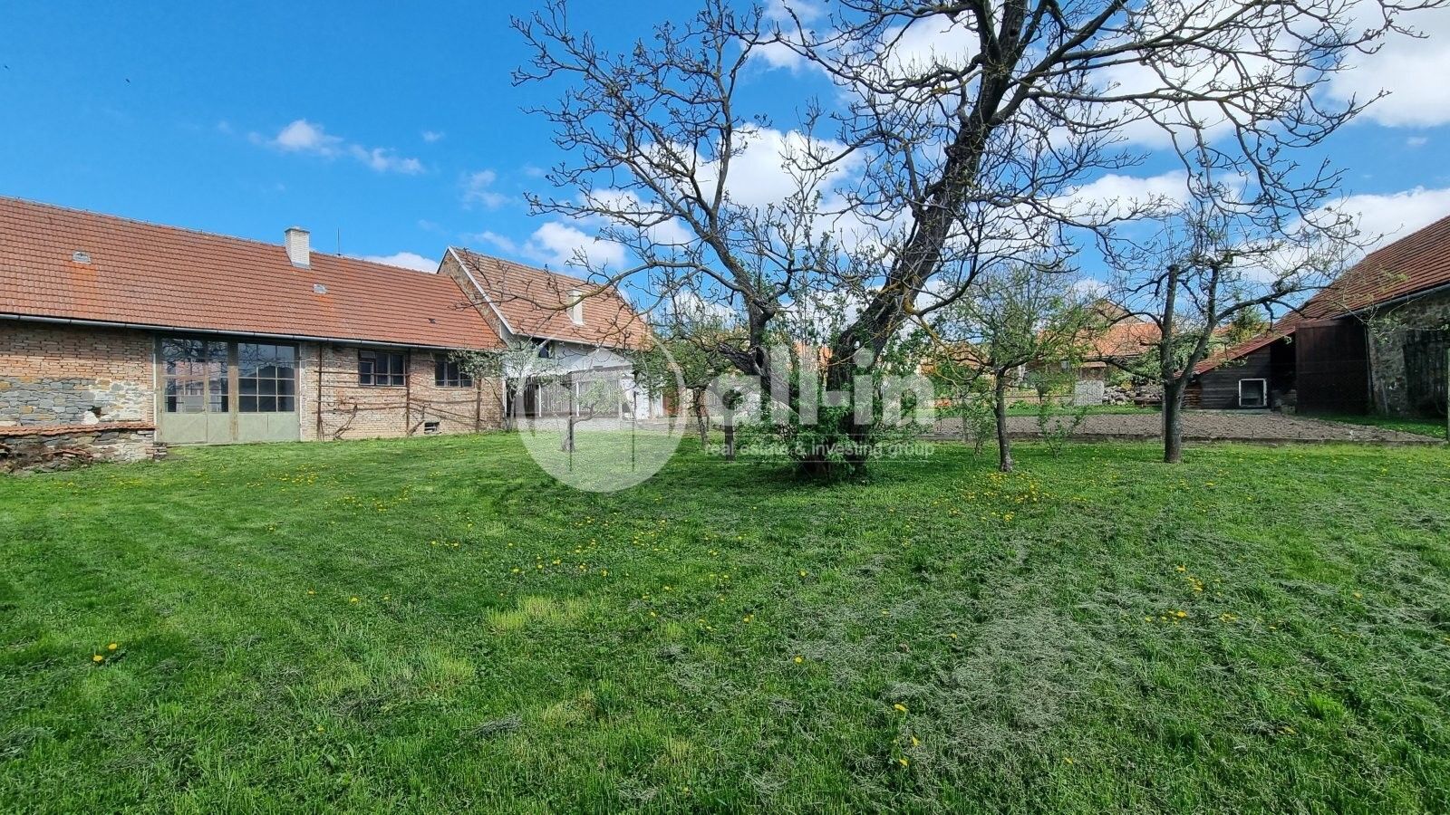 Prodej komerčního prostoru 319 m² - foto 22