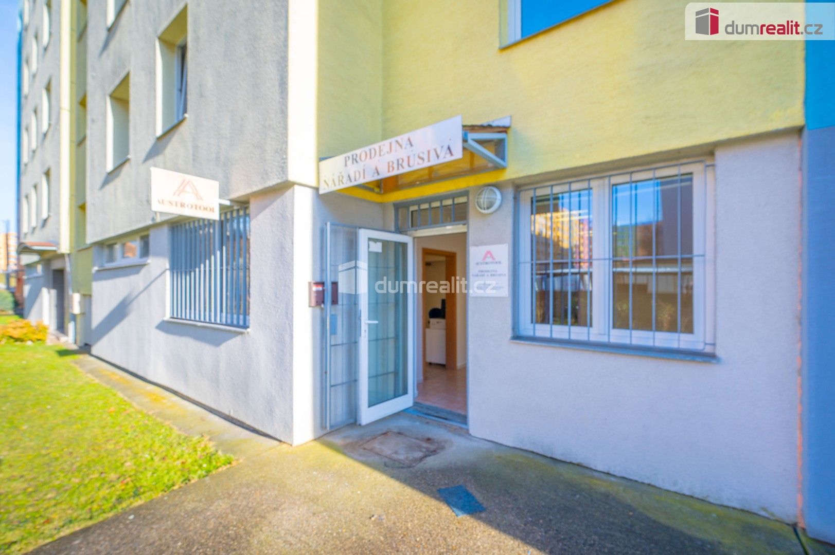 Prodej komerčního prostoru 50 m² - foto 1