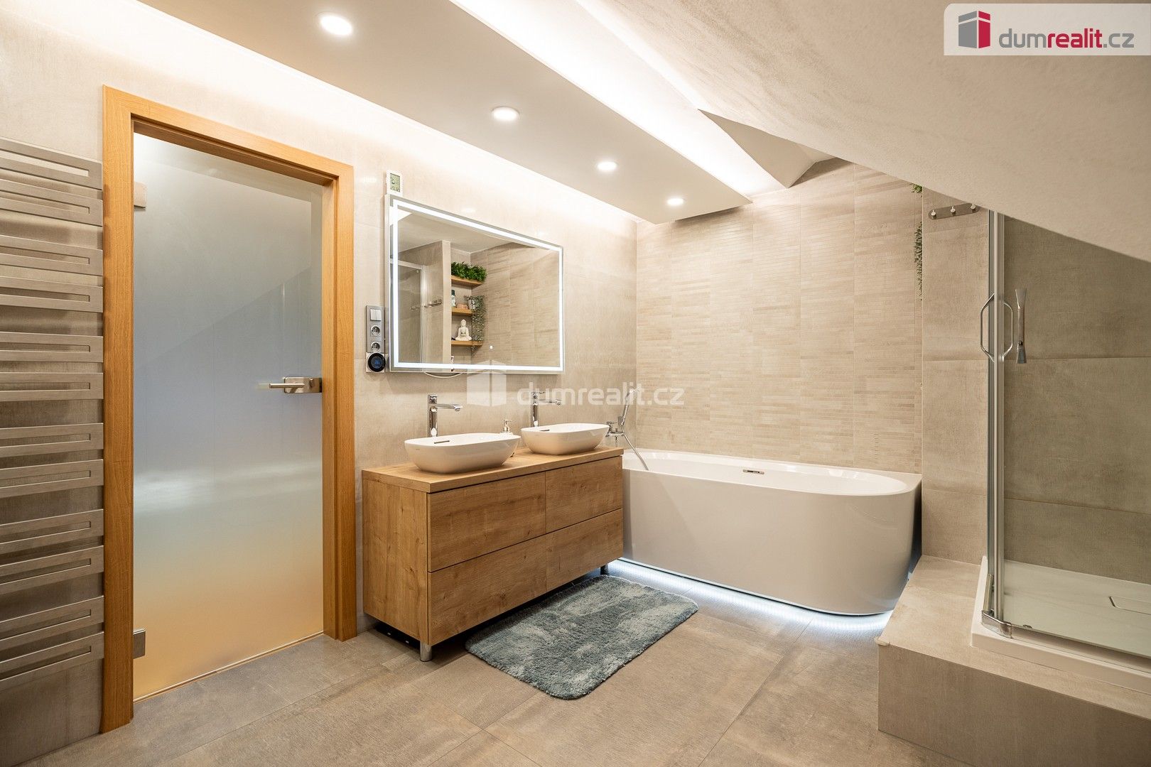 Prodej domu 300 m² - foto 14