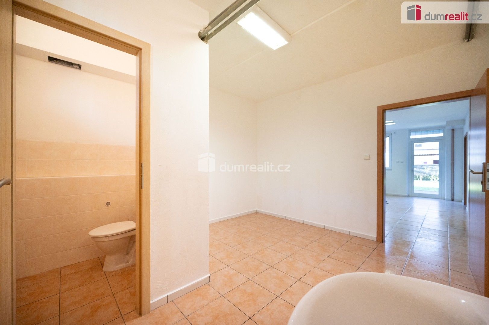 Prodej komerčního prostoru 50 m² - foto 12