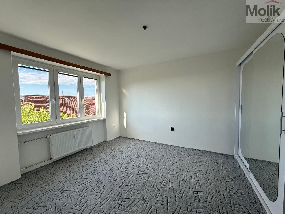 Pronájem bytu 2+1 65 m² - foto 5