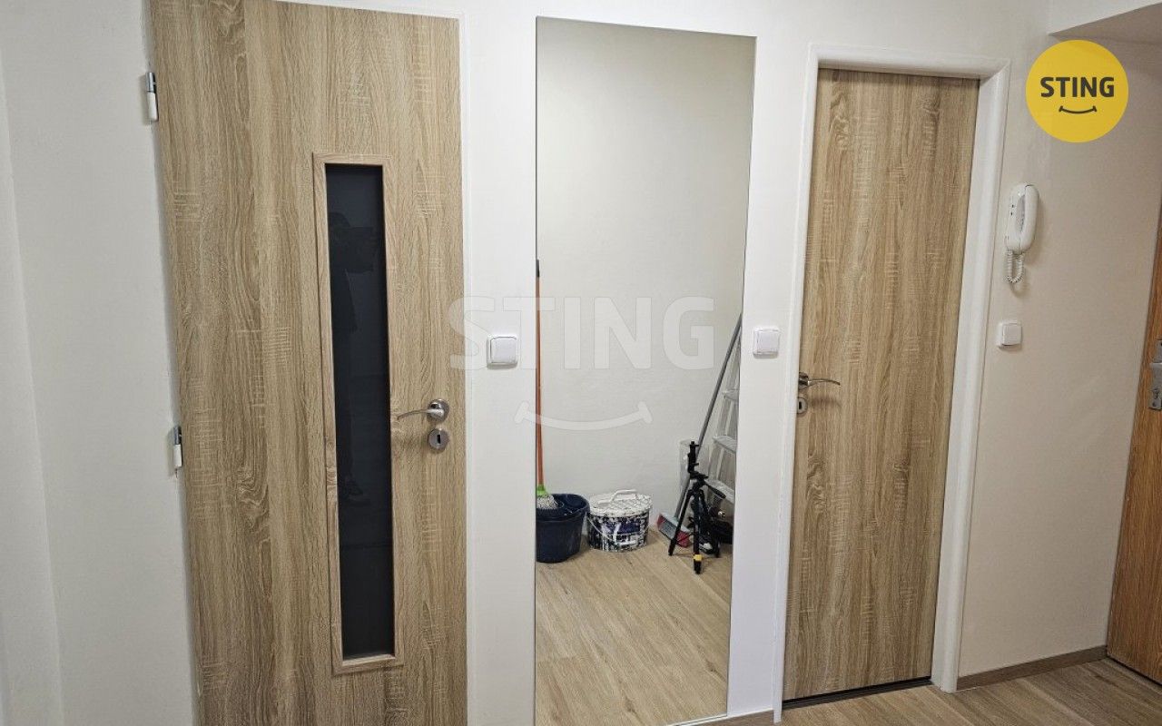 Pronájem bytu 1+1 52 m² - foto 7